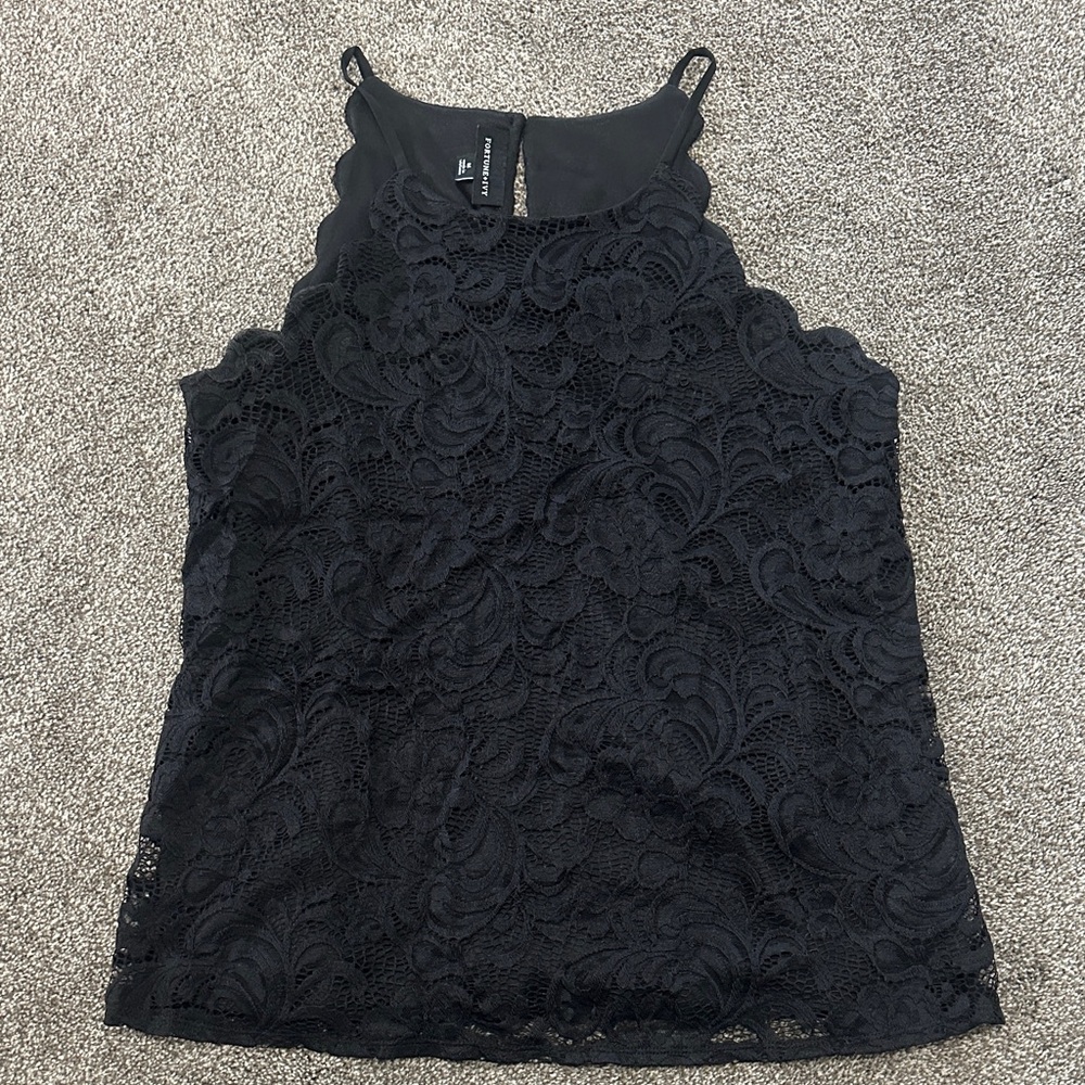 Chic Black Lace Camisole Top